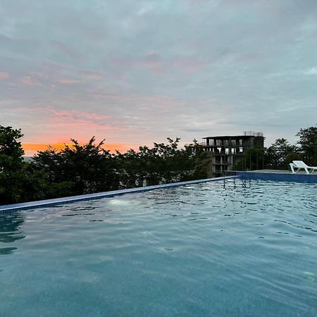 Hotel Biota クヴァリアティ エクステリア 写真
